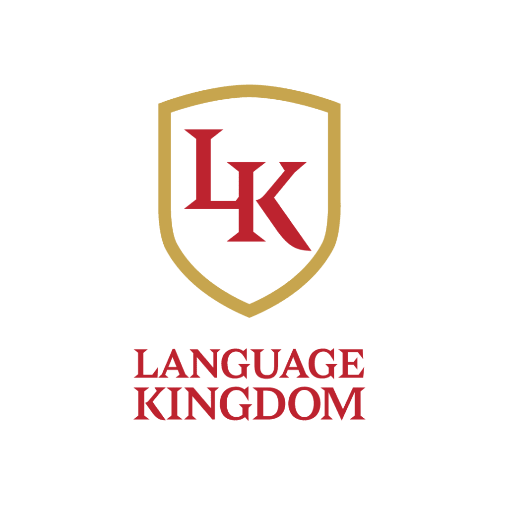 Logo verticale di Language Kingdom: scudo dorato con le lettere LK in rosso.